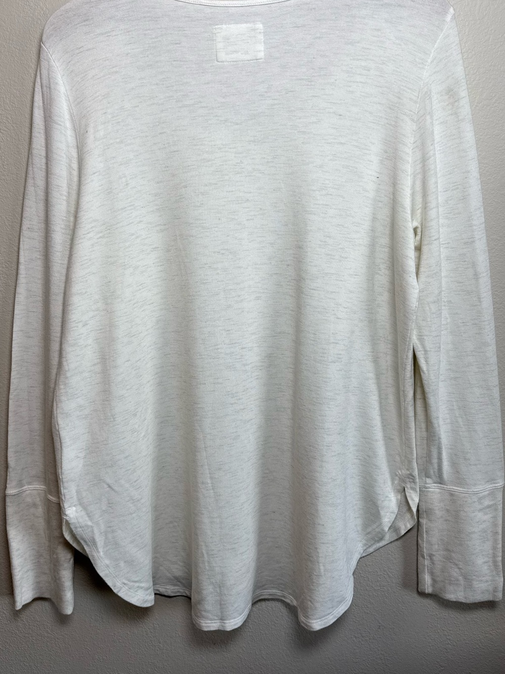 Lilly Pulitzer White Luxletic Kerah Long Sleeve Tee Super Soft Stretchy Top LG - Picture 8 of 12
